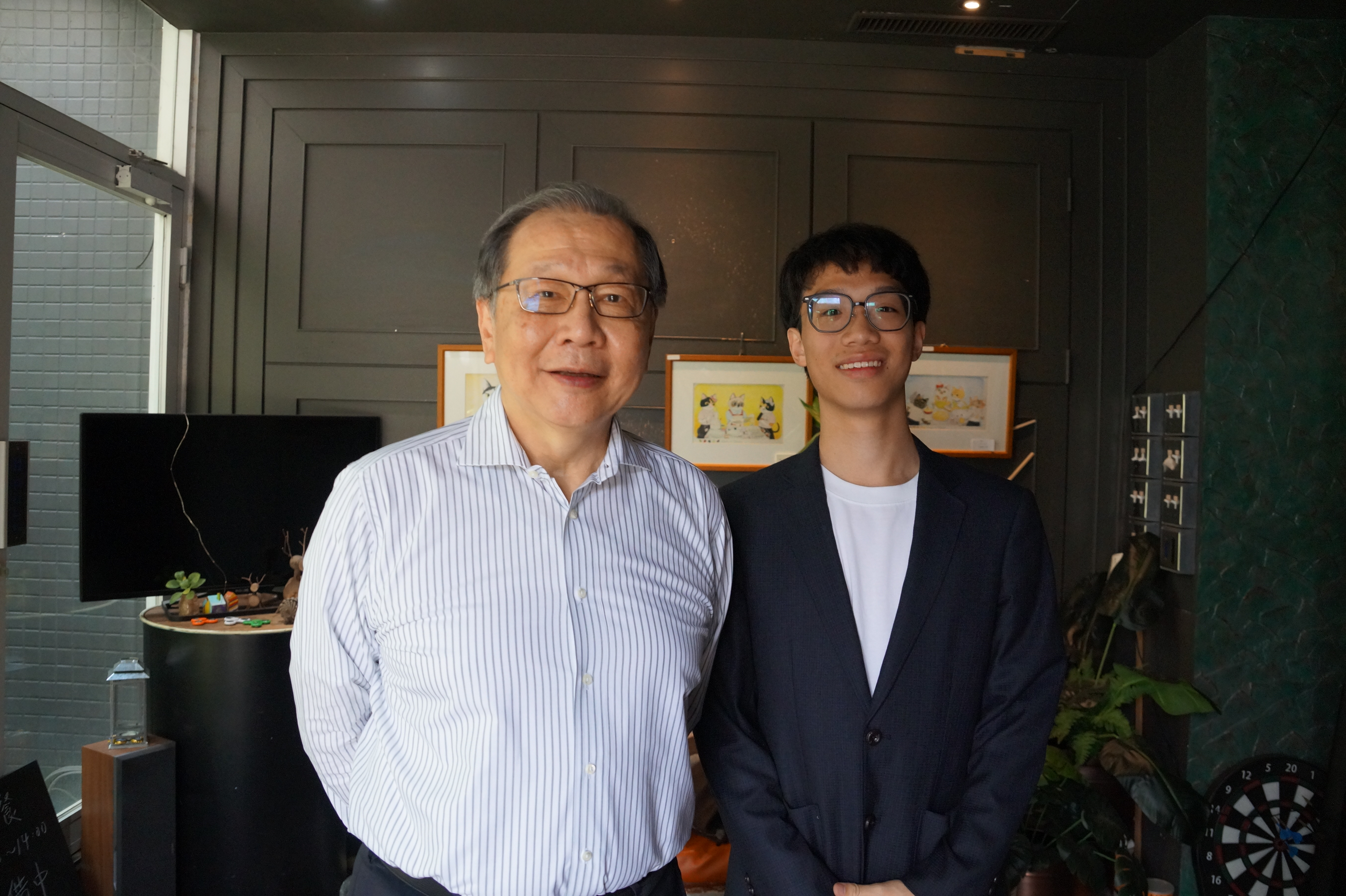 大學傑出領導獎學金經歷